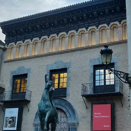 New, Cozy Plaza Del Pilar-fuenclara سرقسطة
