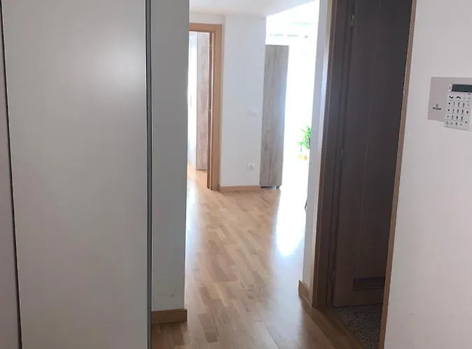 New, Cozy Plaza Del Pilar-fuenclara Appartement *